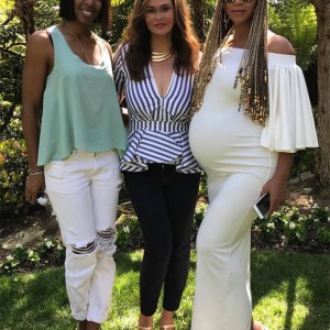 Pregnant Beyoncé Celebrates Easter With Her Family: See How More Stars Are Ringing in the Holiday Pregnant Beyoncé Celebrates Easter With Her Family: See How More Stars Are Ringing in the Holiday